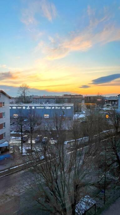 New Apartment With A View In The Town Center Нарва Экстерьер фото