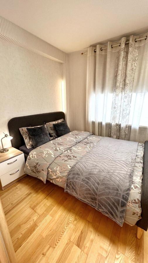 New Apartment With A View In The Town Center Нарва Экстерьер фото